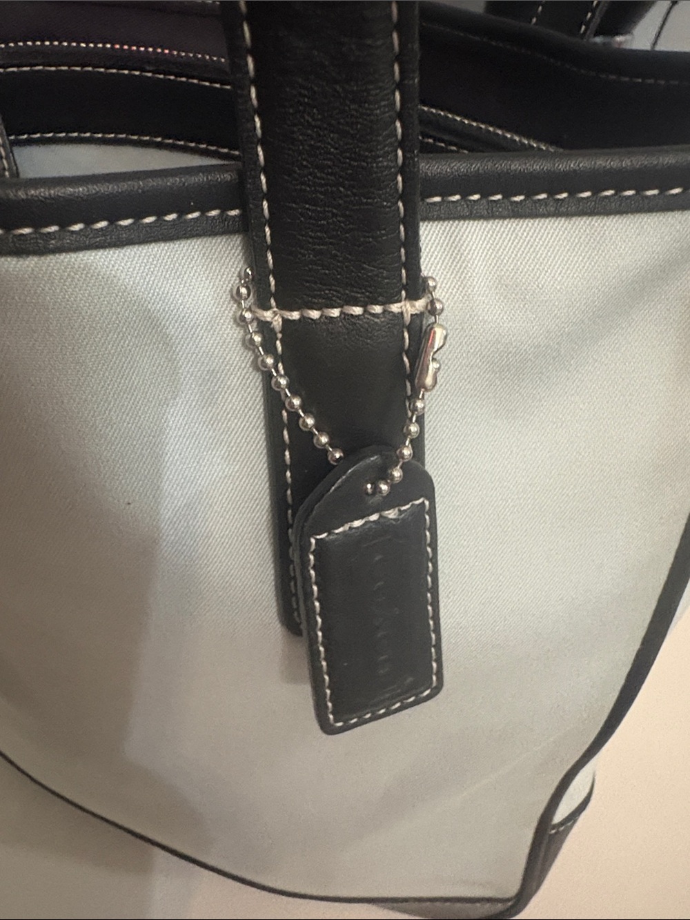 Coach Hampton Vintage Two-Tone Tote Bag - light blue and Black or navy Creed: - Picture 5 of 10